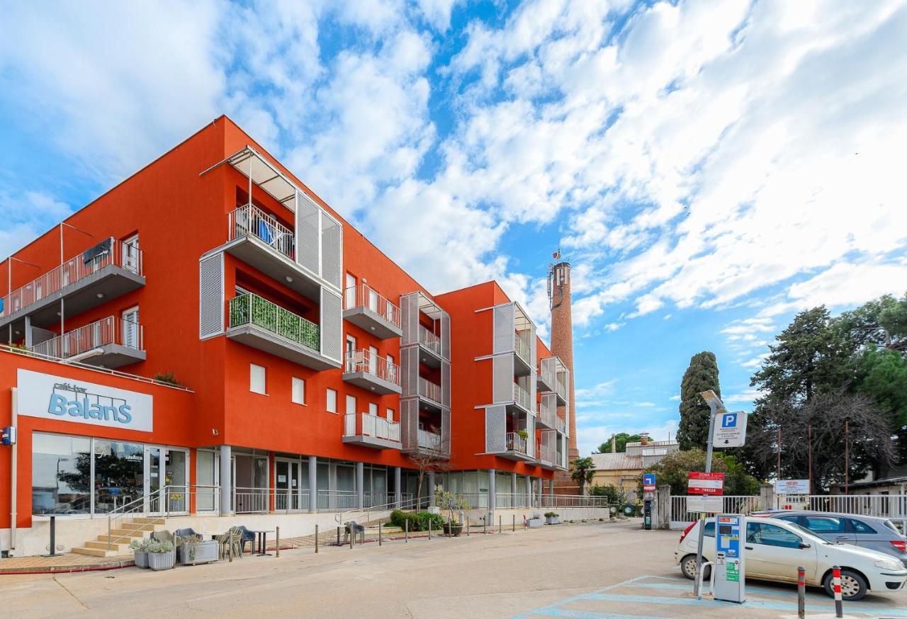 Apartment Ares 13 In Umag Center 외부 사진